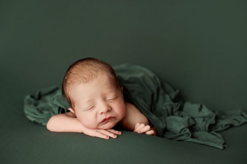 Cape Girardeau newborn photographer, Perryville newborn photographer, baby green blanket, newborn photos