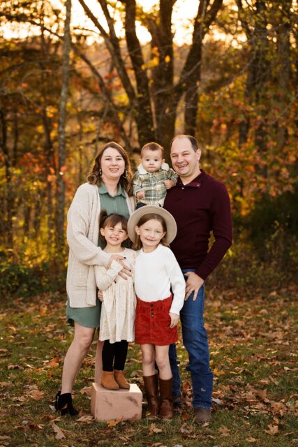 Cape Girardeau newborn photographer, perryville photographer, hugging, Farmington newborn photographer, family photos