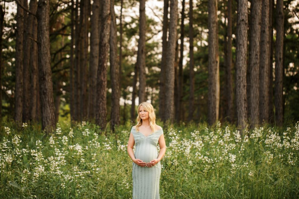 perryville maternity photographer, Cape Girardeau maternity photographer, boudoir maternity, bralette maternity image, golden sun, pregnancy image, belly