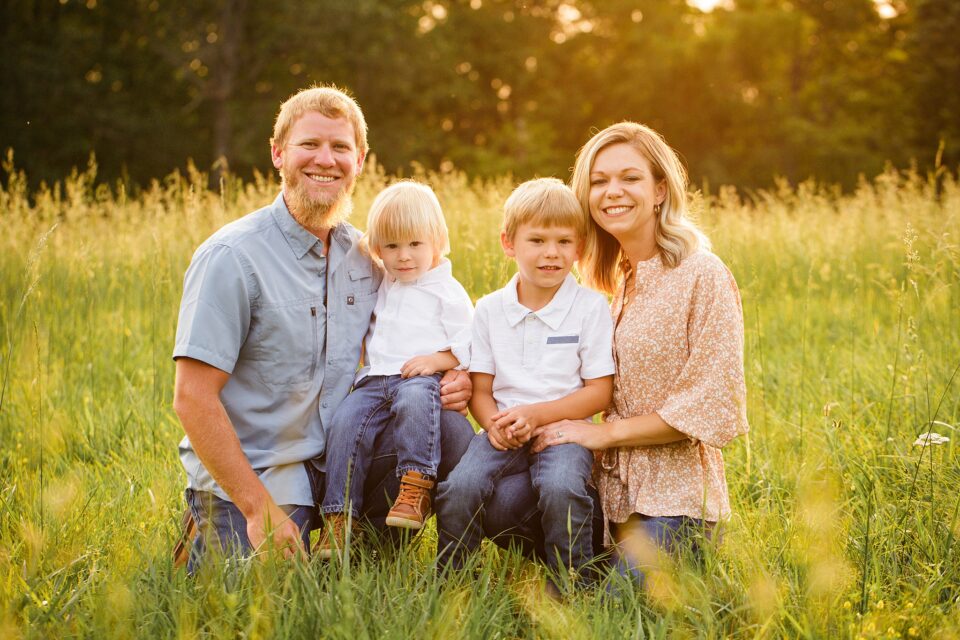 Cape Girardeau photographer, Farmington photographer, perryville photographer, golden sunset, family of 4, summer photo session, photoshoot